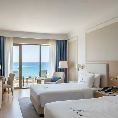 Artemis Luxury Palace Apart-hotel