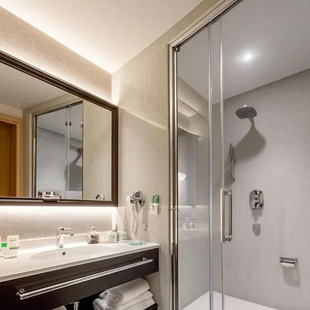 Artemis Luxury Palace